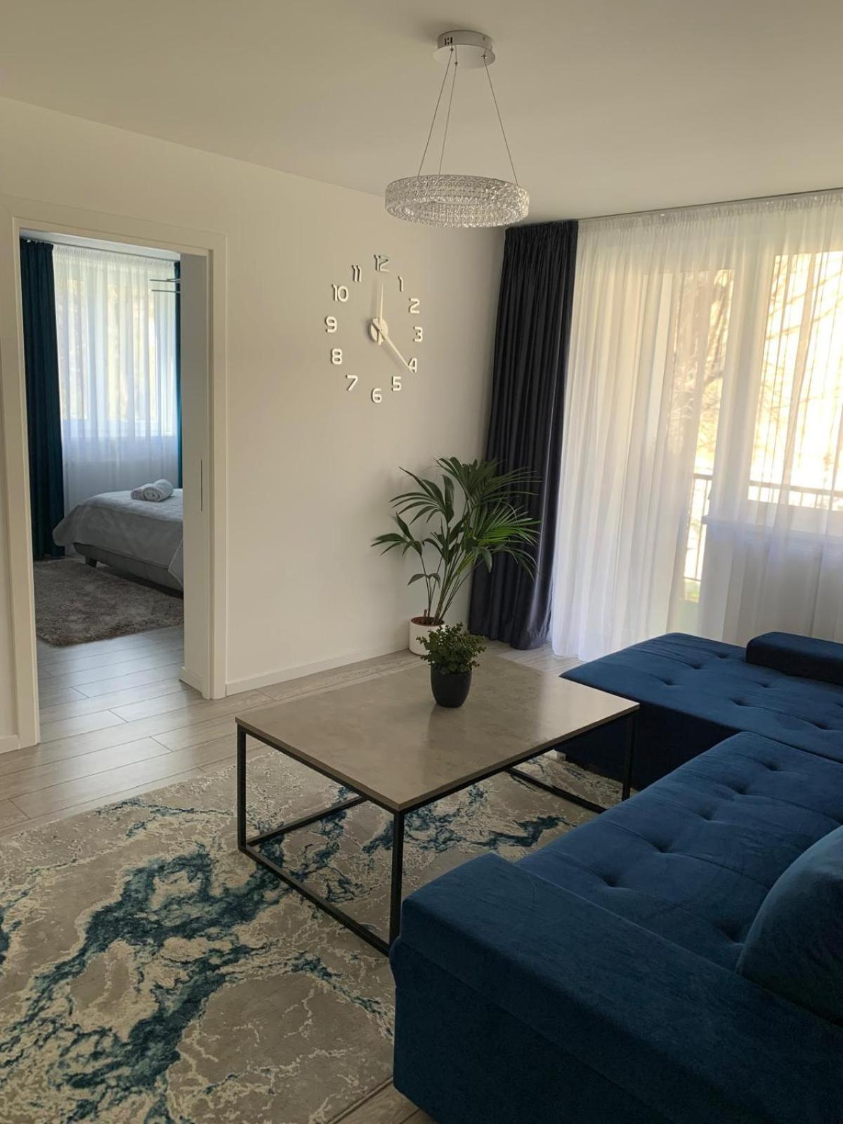 Rose Apartment เปียตราเนียมซ์ ภายนอก รูปภาพ